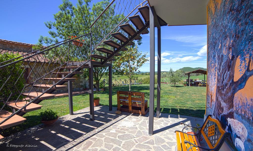 Agriturismo La Valle Degli Ulivi Semproniano Luaran gambar