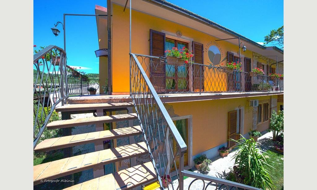 Agriturismo La Valle Degli Ulivi Semproniano Luaran gambar